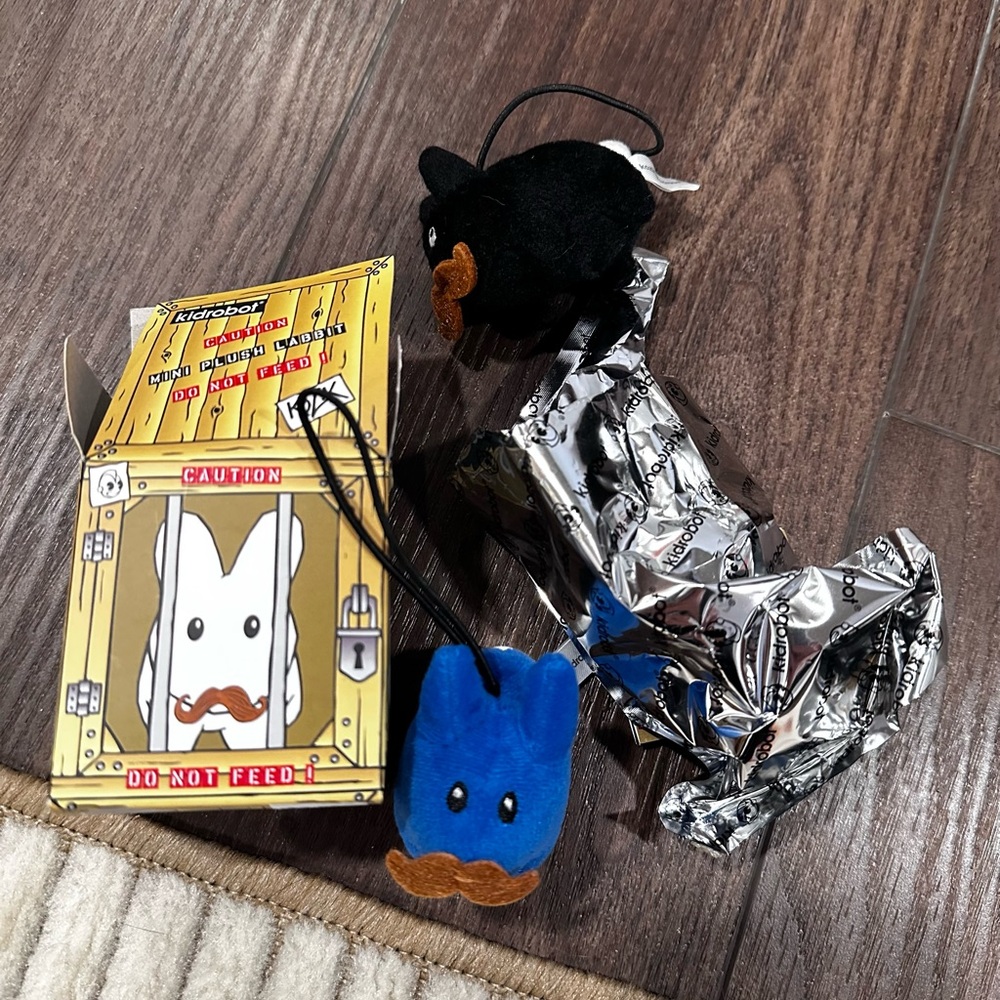 Kidrobot Mustache Labbit Keychain x2 blue and black